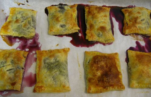 blueberry hand pies